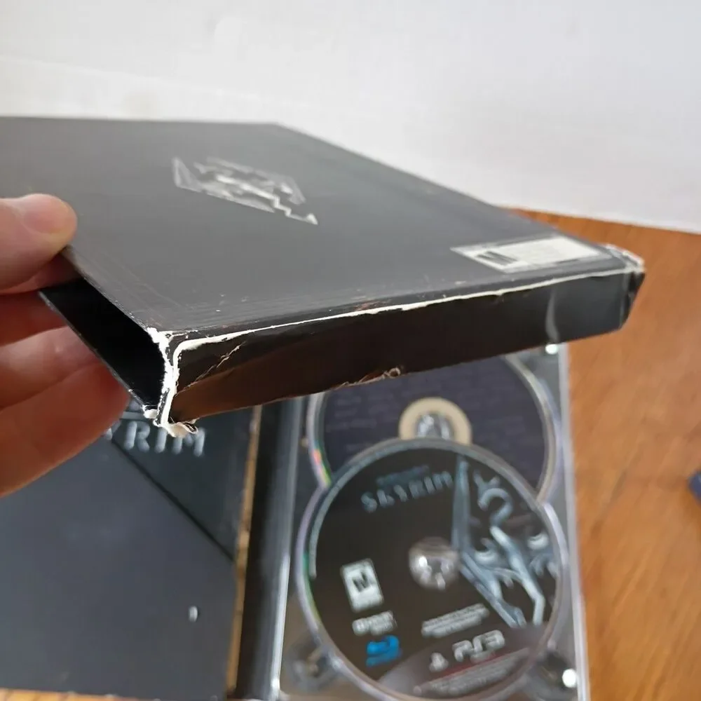 Elder Scrolls V: Skyrim - PS3 Collector's Edition w/ Map and Manual